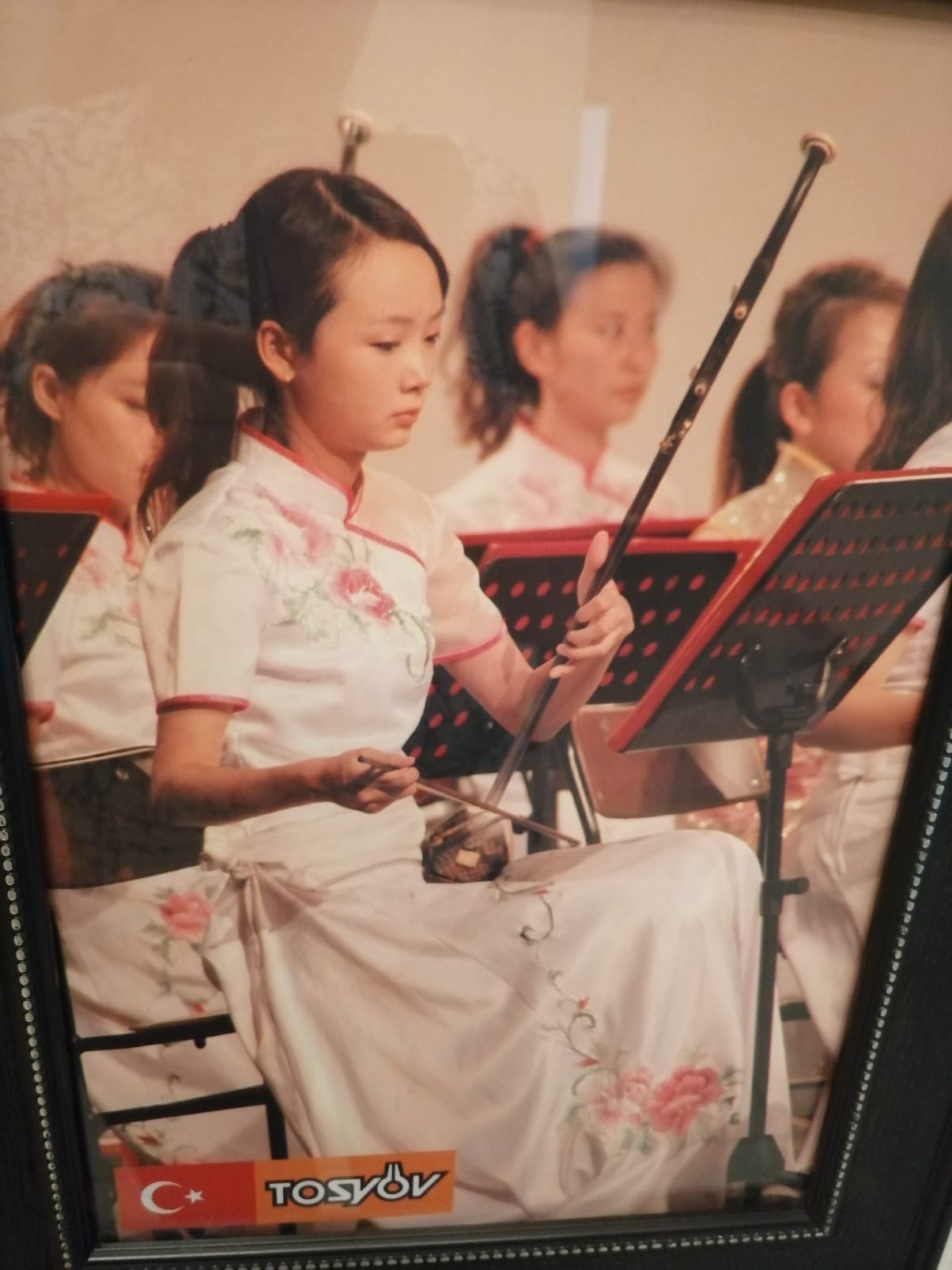 2012年协会在阿菲永接待了江苏女子民族乐团