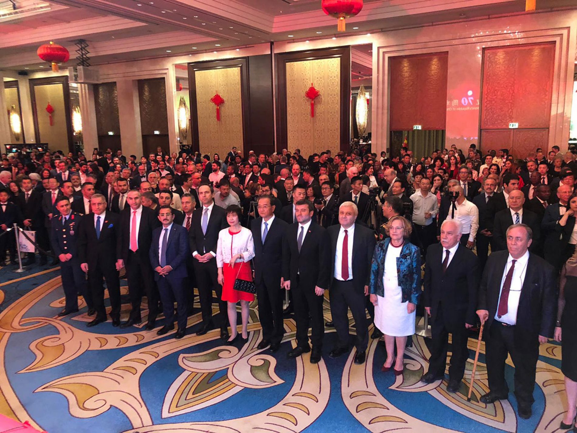 土耳其-中国商业发展和支持协会会长İhsan BEŞER参加了中华人民共和国成立70周年招待会