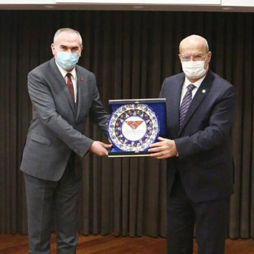 协会会长İhsan BEŞER拜访了安卡拉商会会长Gürsel BARAN