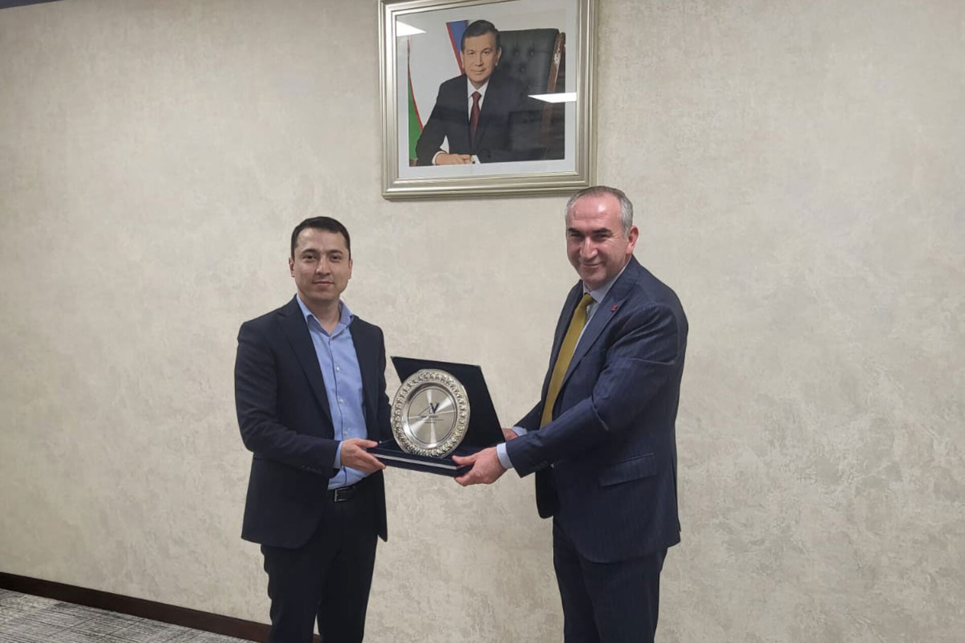 Genel Başkanımız Sn.İhsan BEŞER Mirmukhsin Sultanov Özbekistan Tekstil ve Dokumacılık Sanayi Derneği Başkan Yardımcısı Ziyaret Etti